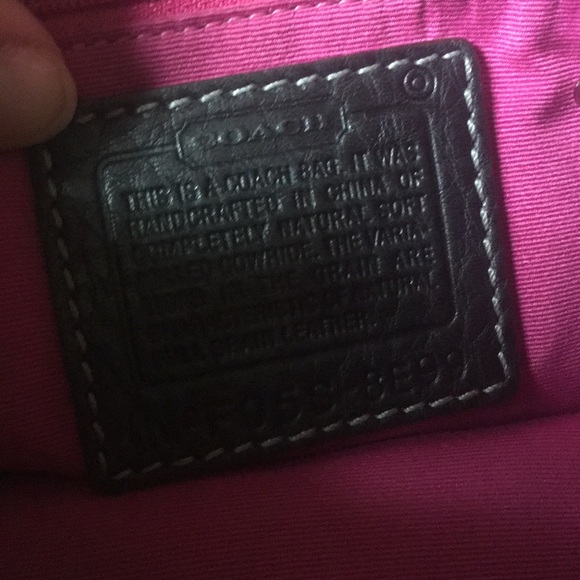 Coach purse - Picture 3 of 4